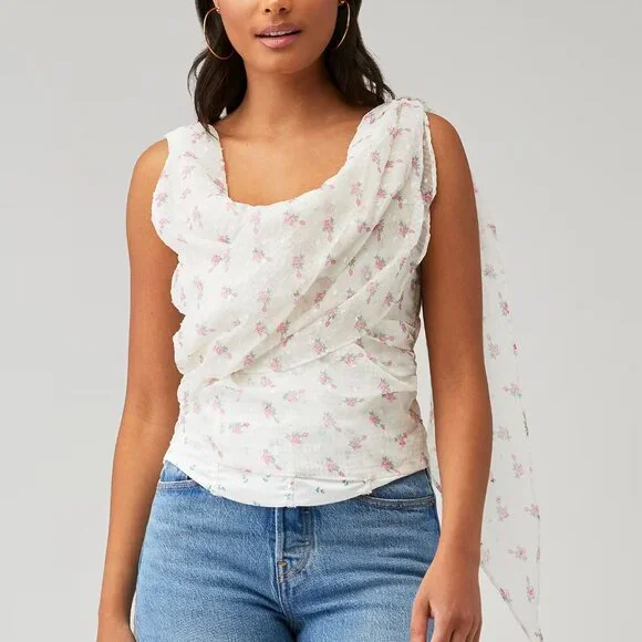 Harper Top - Picture 2 of 14